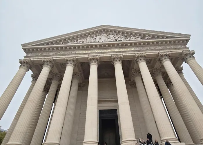 Opera - 5 Min Walk - Elegant 2 Sleeper