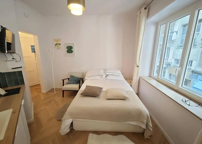 Opera - 5 Min Walk - Elegant 2 Sleeper