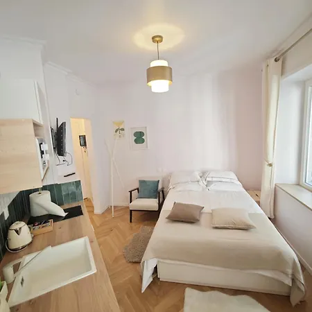Opera - 5 Min Walk - Elegant 2 Sleeper * Paris